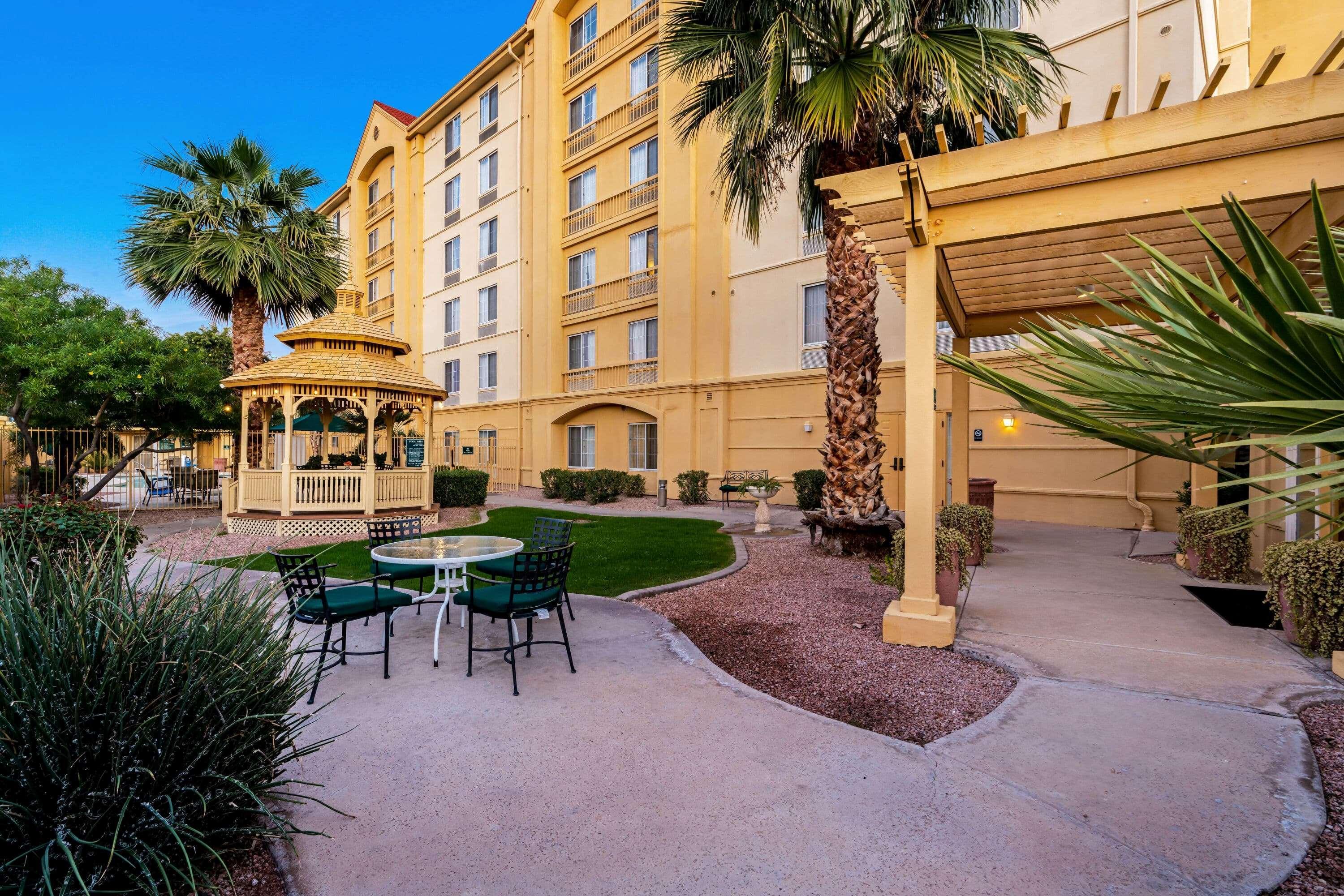 La Quinta By Wyndham Mesa Superstition Springs Hotel Exterior foto